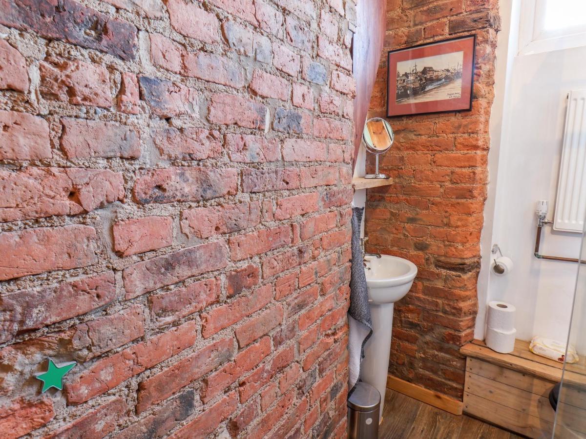 16 St Sepulchre Street * Scarborough